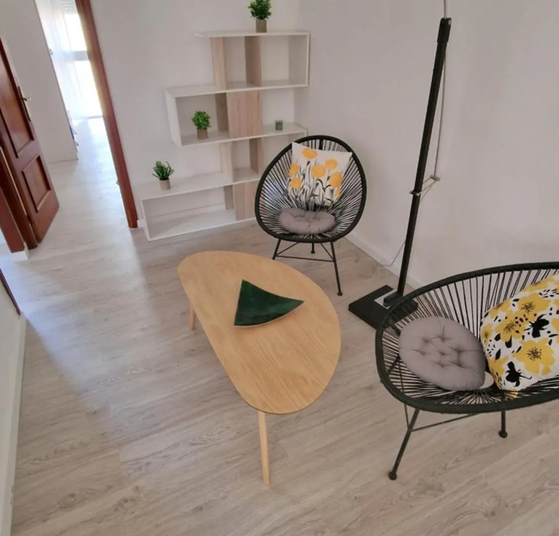 Amplio Piso Cerca De La Playa Del Palo Apartment Malaga Spain